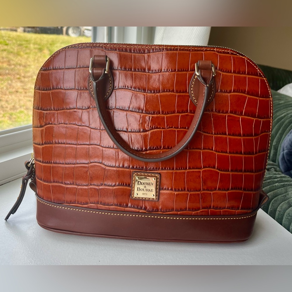Dooney & Bourke Oakdale Zip Zip Satchel in Cognac